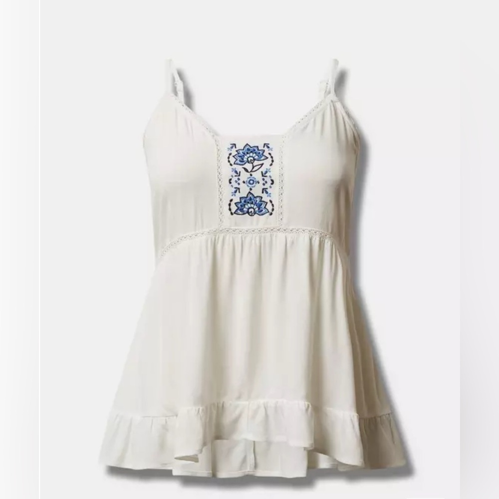 Torrid White Embroidery Tank